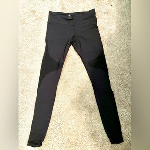 ALO YOGA COAST STIRRUP BLACK YOGA PANT SIZE M